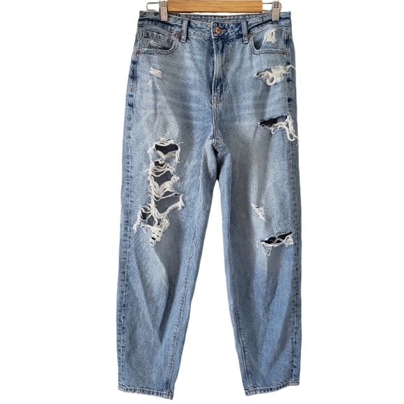 American Eagle AE Ripped distressed High Rise Mom Jeans  Loose 4 - Picture 2 of 15